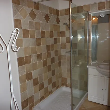 Holiday home Rural De Caractere Guerin